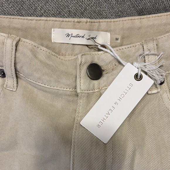 Mustard Seed Beige Frayed Hem Jean Shorts - Picture 2 of 4